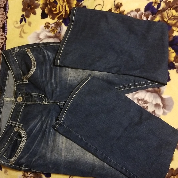 RUE 21 JEANS - Picture 5 of 7